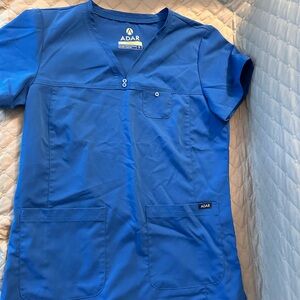 Adar Women's Blue Scrub Top